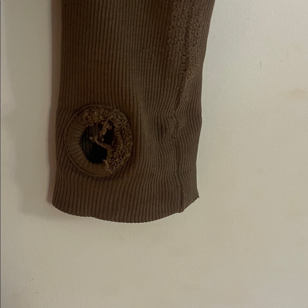 Elegant Brown Draped Short Trench Coat - Picture 6 of 10